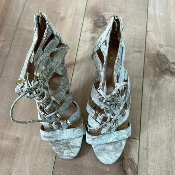 VINCE CAMUTO “Freshi” Leather Snakeskin Gold Heels Sz 8.5 - Picture 3 of 9